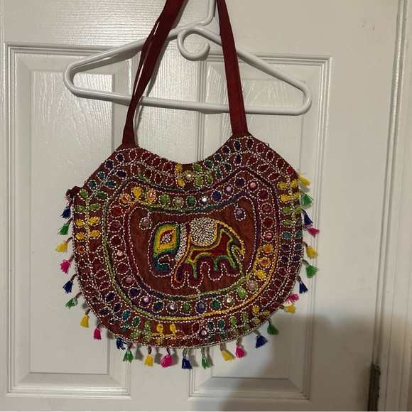 Beautiful Shoulder Bag Elephant Multicolor Embroidery - Picture 2 of 7